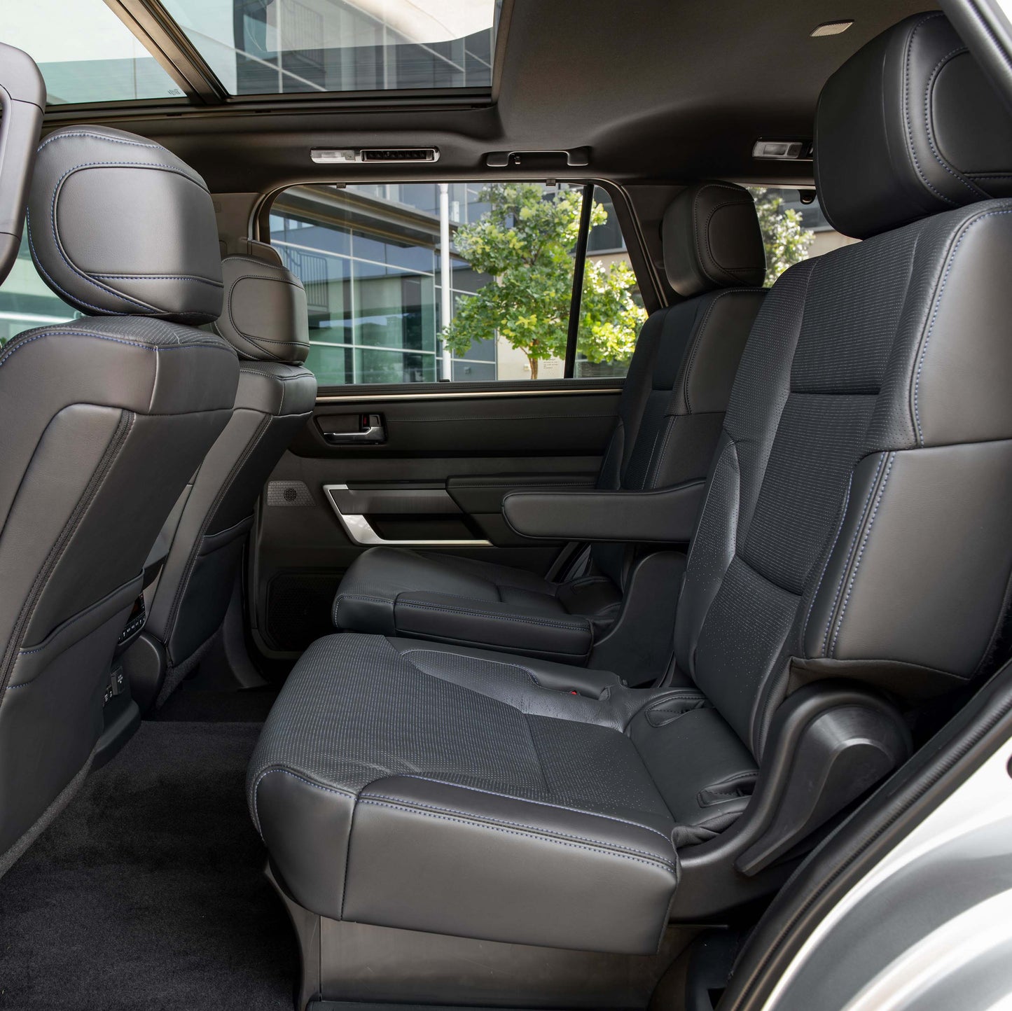 Custom Toyota Sequoia Seat Covers
